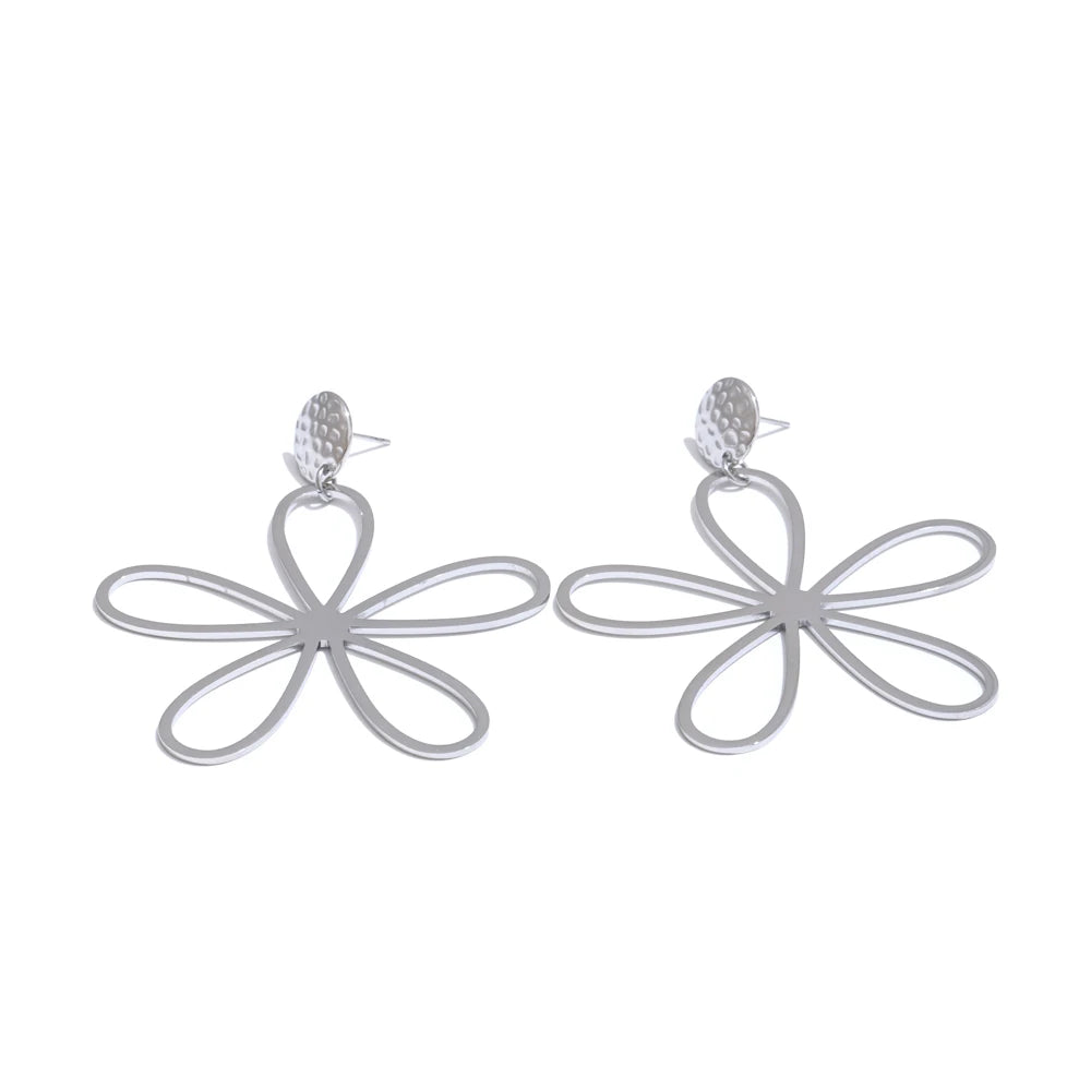 boucles d oreilles fleurs – l’élégance qui fait tourner les têtes à Paris