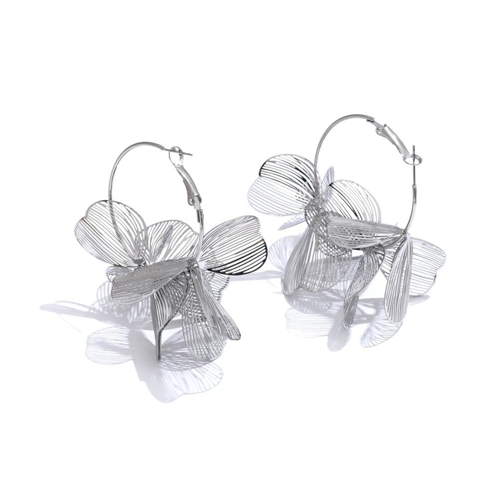 boucle d’oreille fleur attirante en acier inoxydable argent