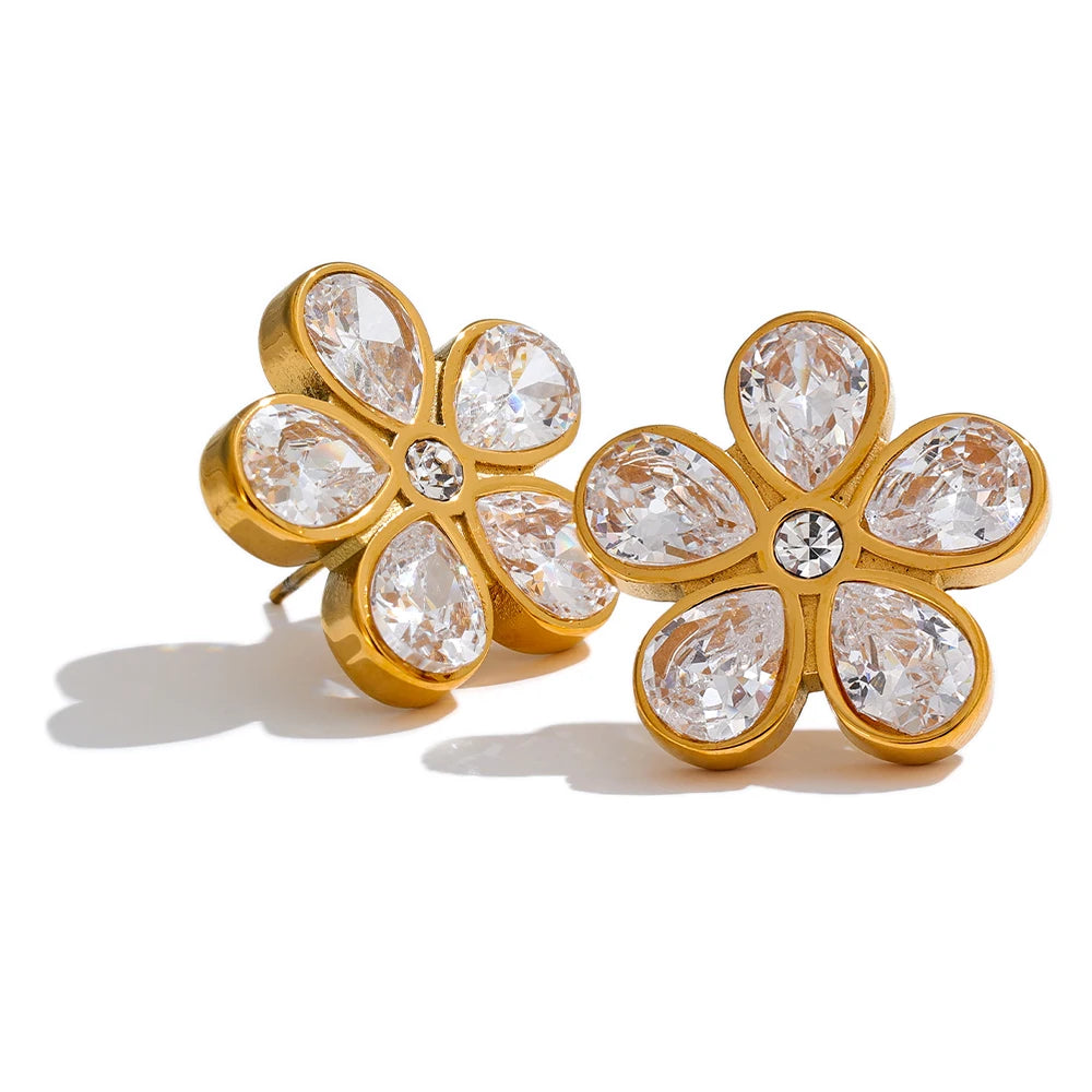 Boucles d oreilles fleurs tendance et légère