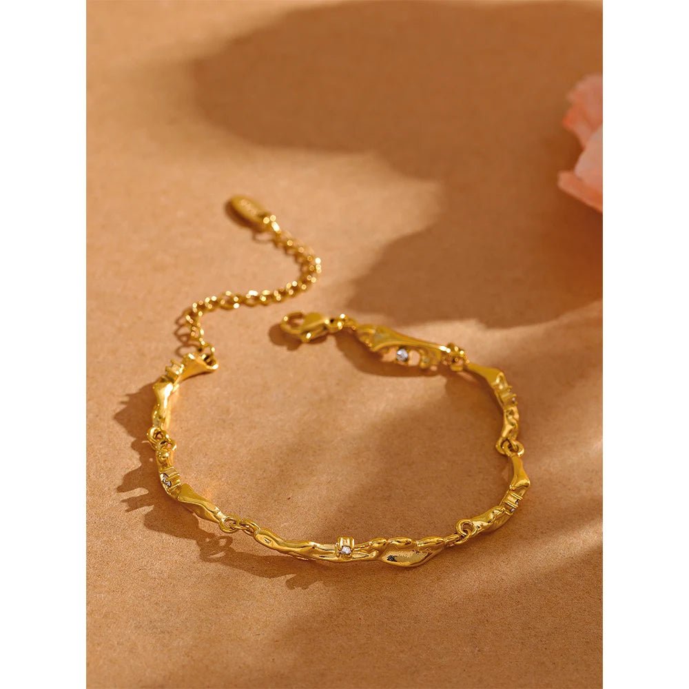 bracelet-doré-élégance-minérale-audacieuse-or