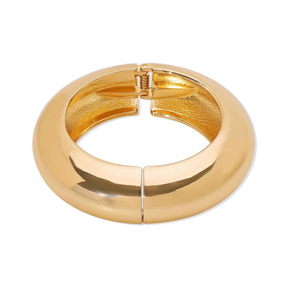 bracelet femme a la mode minimaliste discret et raffiné 