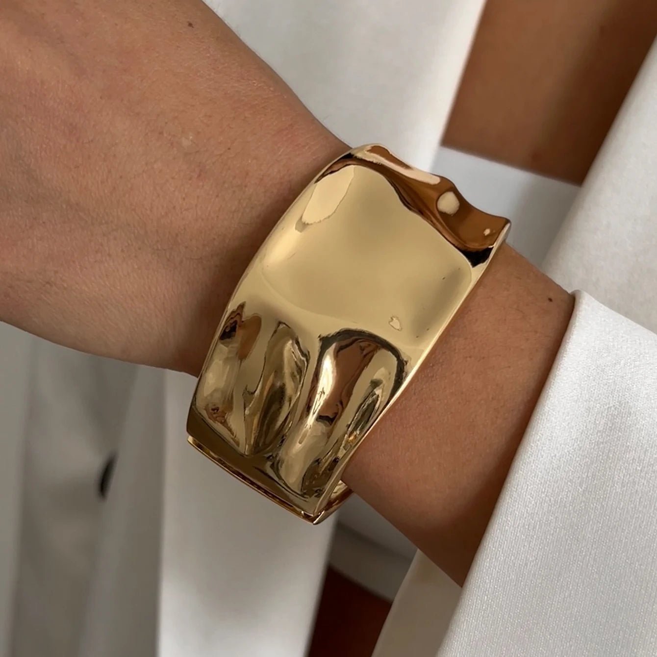 Bracelet femme tendance – Vibe gold, allure rebelle - Innocent - Seduction