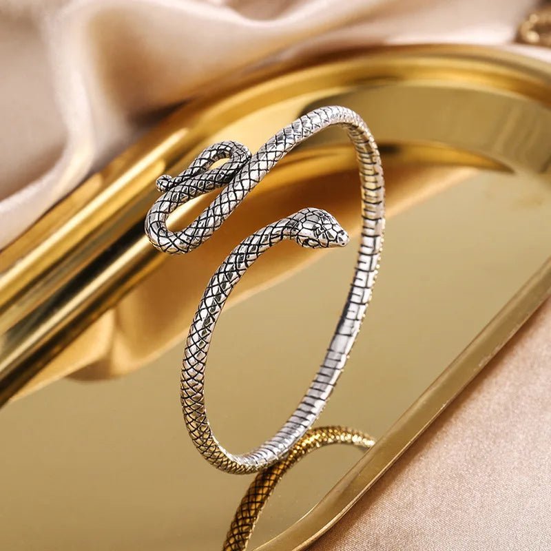 bracelet-jonc-argent-bijou-serpent-symbole-femme