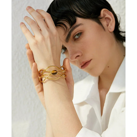 bracelet-manchette-or-18k-pierre-de-tigre-irresistible