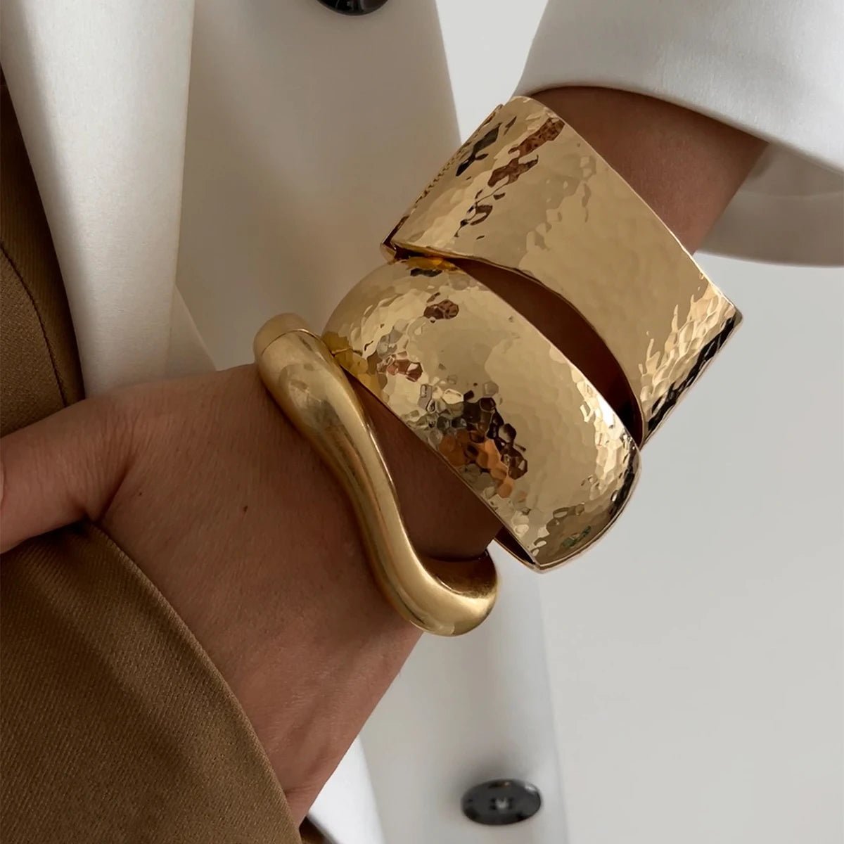 bracelet tendance 2025 doré à l’or fin pour sublimer vos tenues