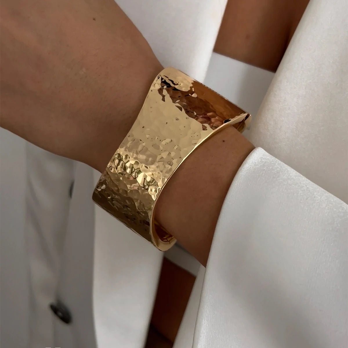 bracelet tendance 2025 alliage de zinc dore
