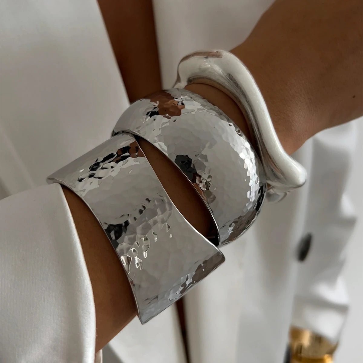 bracelet tendance 2025 acier inoxydable pour un look affirmé et moderne