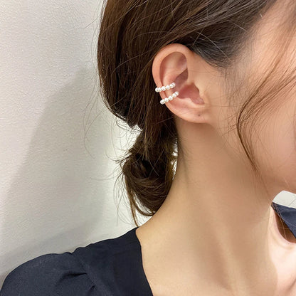 ear cuff à clip en perles blanches style minimaliste